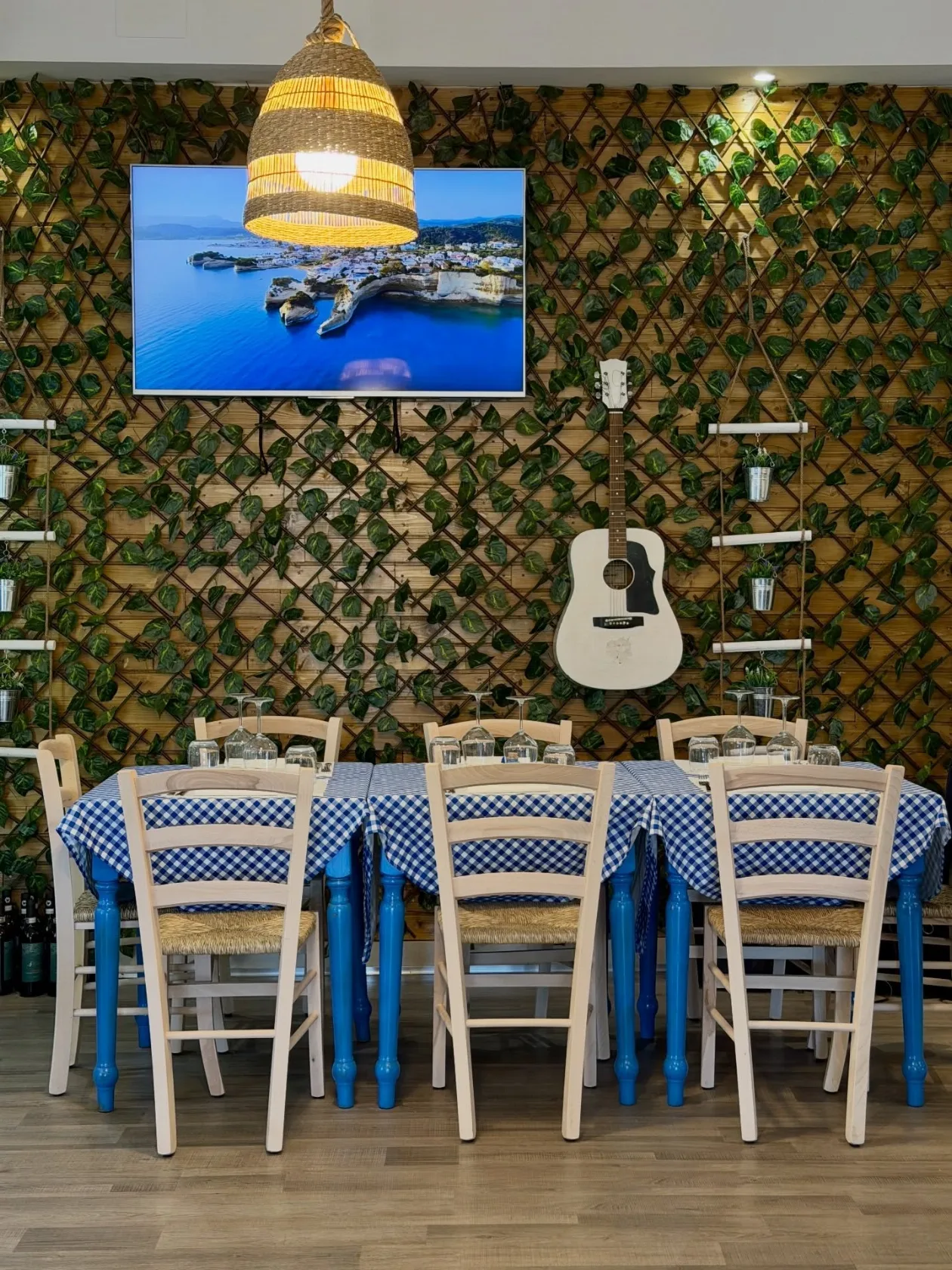 Dionysos - Taverna Greca